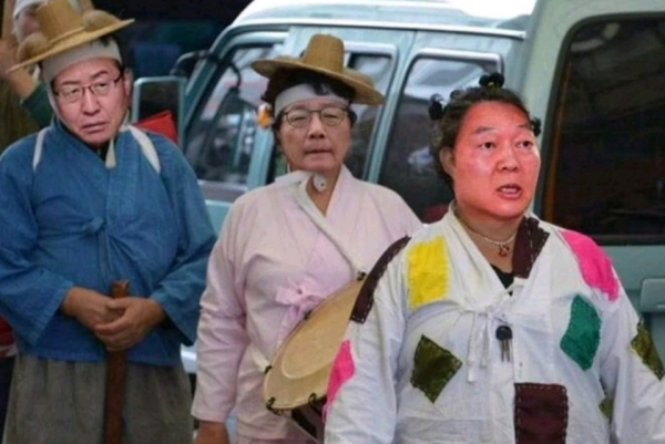 14일, 6.13지방선거 관련 결과에 참패를 당한 '3당의 당 대표 모습'을 한 네티즌이 제작해 SNS를 통해 올려진 모습이다.