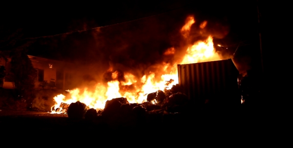 지난, 26일 광주시 초월읍 지월리 부근 주택가에서 화재가 발생했다.(사진=재난안전본부)