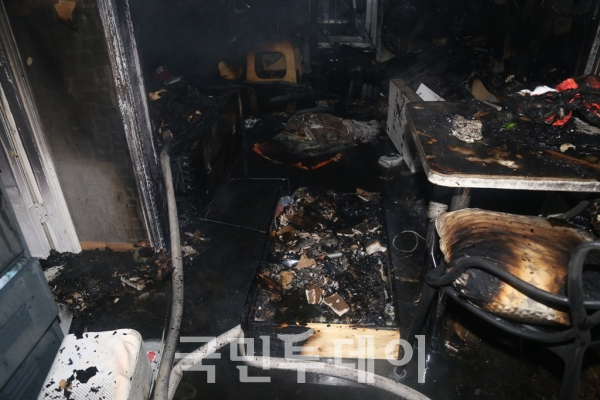 성남시 분당구 정자동의 한 아파트 가정에서 1일 새벽 3시쯤 화재가 발생했다. (사진=재난안전본부)